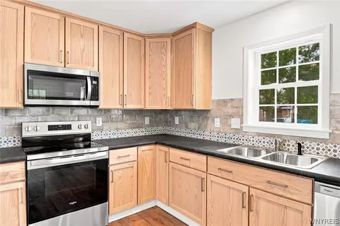 Kitchen - 116 Hamilton St, Buffalo, NY 14207 photo 3 of 6