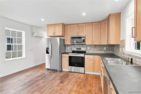 Kitchen - 116 Hamilton St, Buffalo, NY 14207 photo 5 of 6