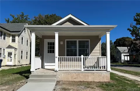 116 Hamilton St, Buffalo, NY 14207