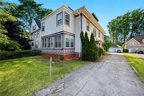 2776 Main St, Buffalo, NY 14214