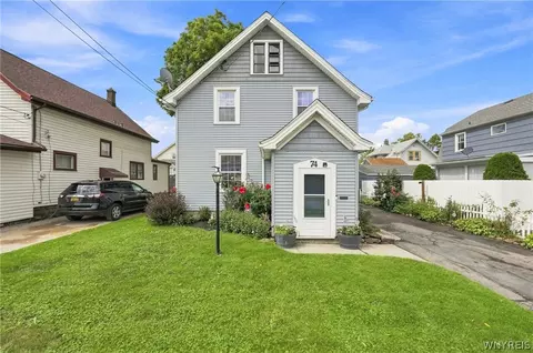 74 Highland Ave, Tonawanda, NY 14150