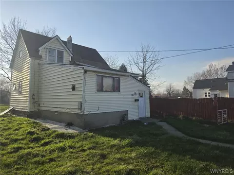 120 Shepard St, Buffalo, NY 14212