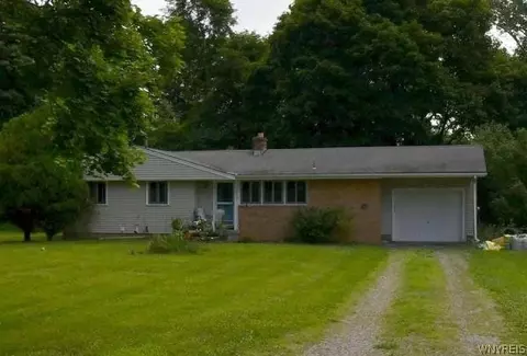 3059 N Creek Rd, Porter, NY 14174