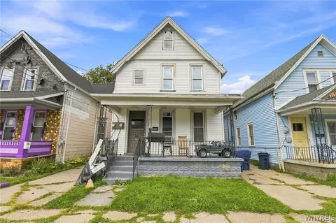 46 Landon St, Buffalo, NY 14208