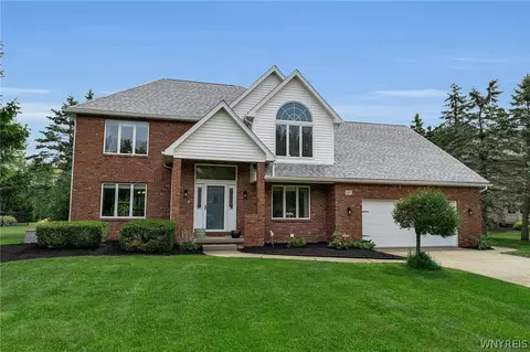 19 Braunview Way, Orchard Park, NY 14127
