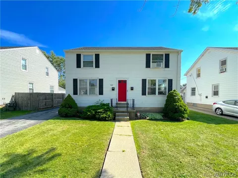 360 Kinsey Ave, Kenmore, NY 14217