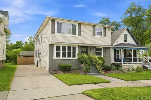 90 Dexter St, Tonawanda, NY 14150