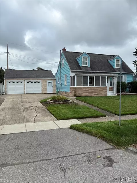 69 Lyman Ave, Cheektowaga, NY 14225