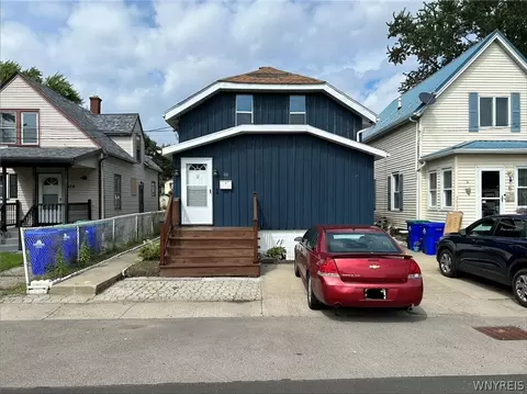 3656 7th St, Buffalo, NY 14219