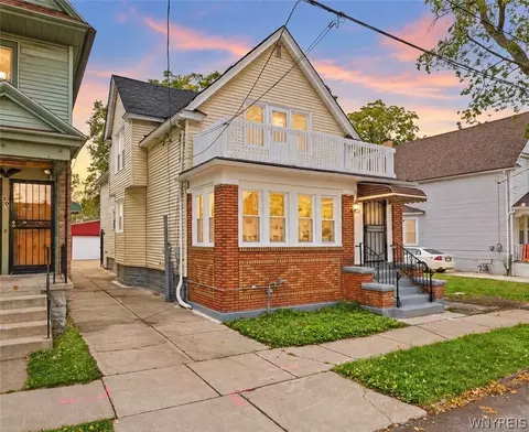 22 Zenner St, Buffalo, NY 14211