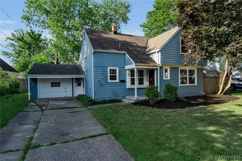 253 Lorfield Dr, Amherst, NY 14226