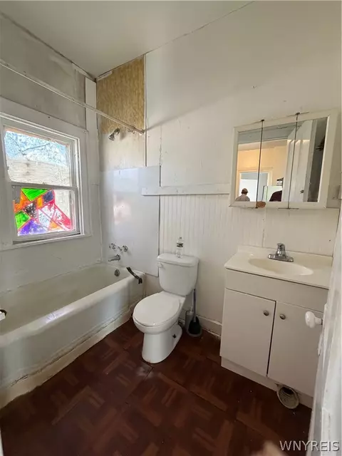 Bath - 209 Grant St, Buffalo, NY 14213 photo 1 of 1