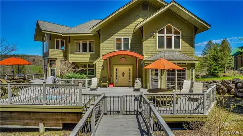 1 Greer Hill Dr, Ellicottville, NY 14731