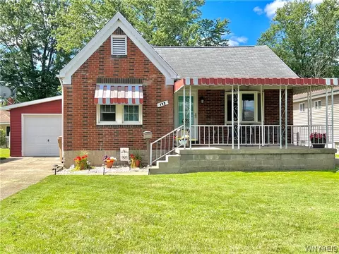132 Toelsin Rd, Cheektowaga, NY 14225