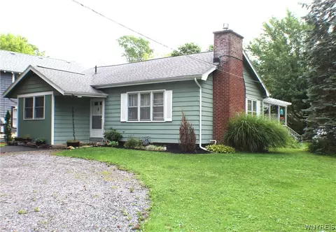 9361 Lake Shore Rd, Evans, NY 14006