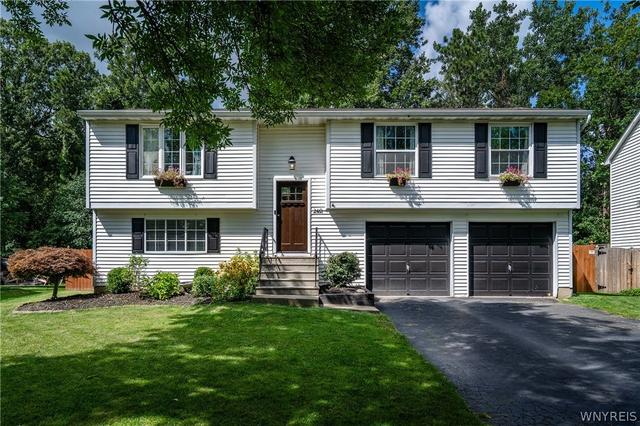 240 Greengage Cir, East Amherst, NY 14051