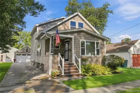 64 Zimmerman St, North Tonawanda, NY 14120