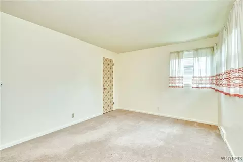 Bedroom - 215 Noridge Dr, Irondequoit, NY 14622 photo 8 of 9