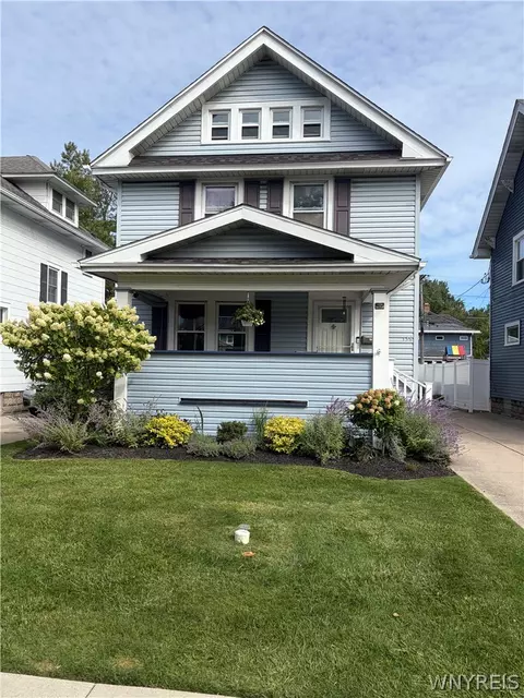 138 Wardman Rd, Buffalo, NY 14217