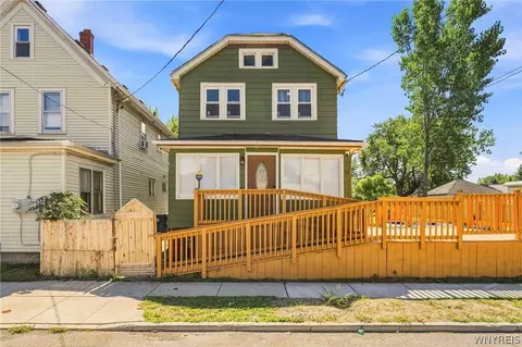 87 Roland Ave, Lackawanna, NY 14218