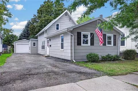 128 Lincoln Ave, North Tonawanda, NY 14120
