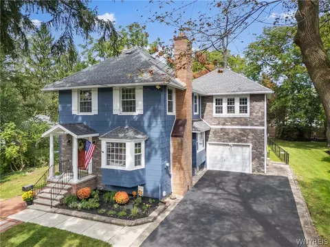 18 Pfohl, Amherst, NY 14221