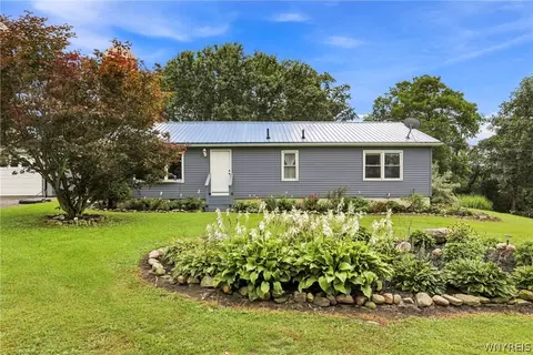 1582 Torrey Hill Rd, Java, NY 14082