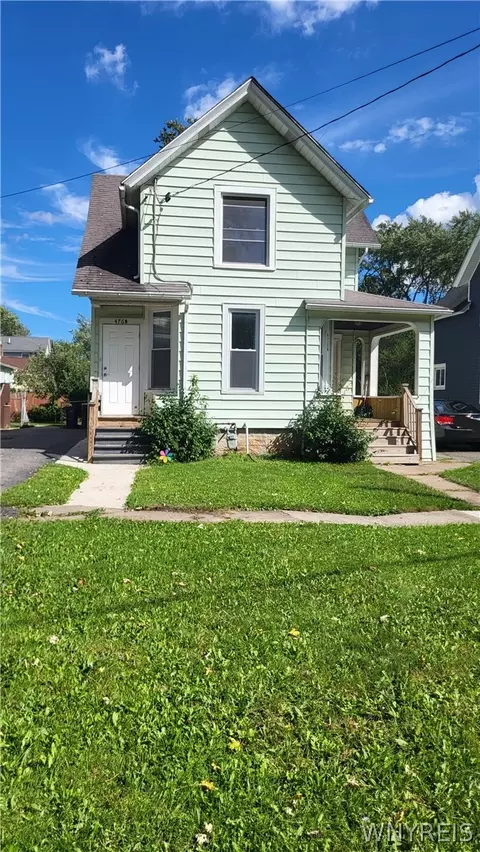 476 Hawley St, Lockport, NY 14094