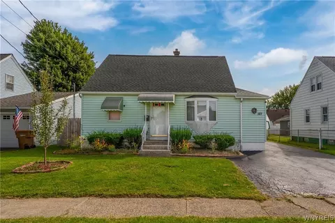 127 Wabash Ave, Cheektowaga, NY 14206
