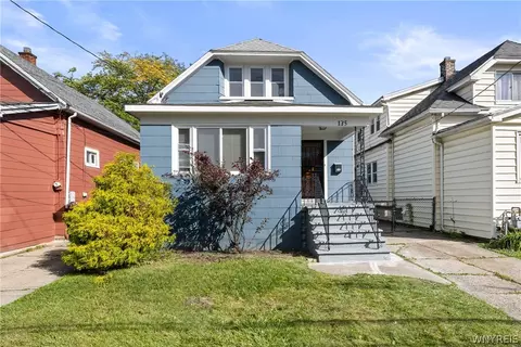 135 Floss Ave, Buffalo, NY 14215