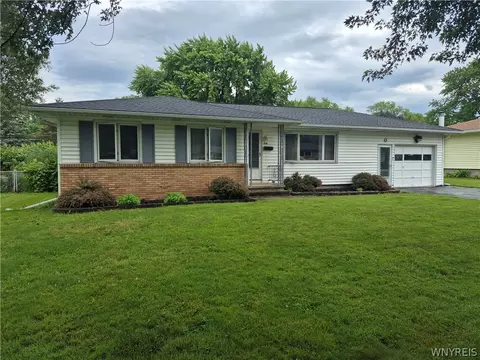 66 Landau Dr, Gates, NY 14606