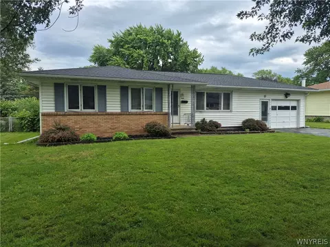 66 Landau Dr, Gates, NY 14606