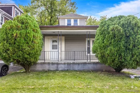 1415 Byrd Ave, Niagara Falls, NY 14303
