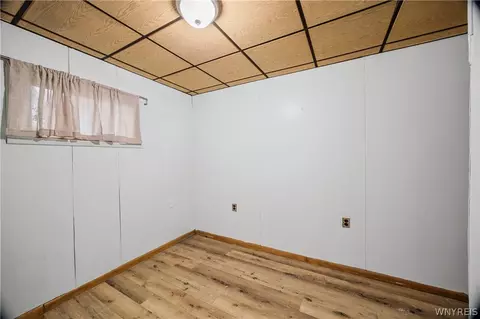 Bedroom - 26 Humason Ave, Buffalo, NY 14211 photo 2 of 9