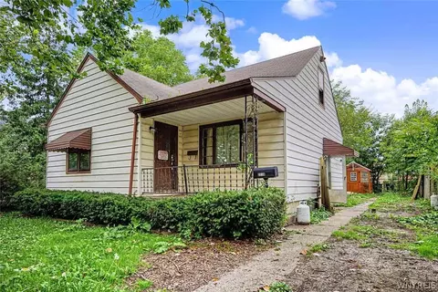 2718 Welch Ave, Niagara Falls, NY 14303