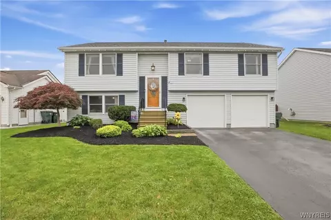 11 Doehaven Cir, Depew, NY 14043