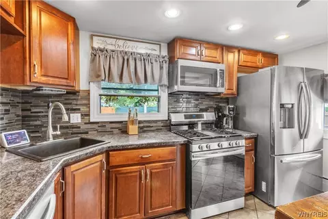 Kitchen - 282 Longnecker St, Buffalo, NY 14206 photo 3 of 5