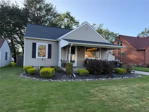 186 S Huxley Dr, Cheektowaga, NY 14225