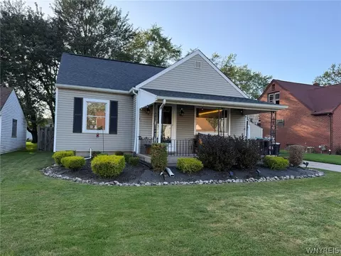 186 S Huxley Dr, Cheektowaga, NY 14225