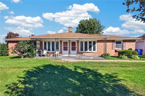 4506 Marie Dr, Hamburg, NY 14075