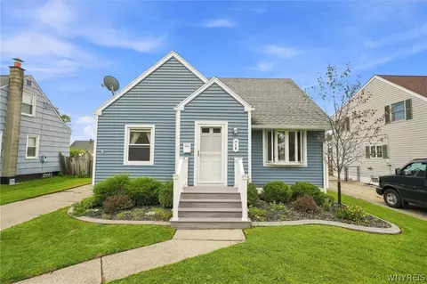 18 W 5th St, Depew, NY 14043