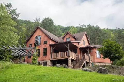 7064 Ellicottville Maples Rd, Mansfield, NY 14731
