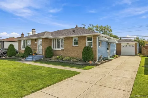 161 Nadine Dr, Cheektowaga, NY 14225