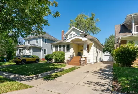 82 Crosby Ave, Kenmore, NY 14217