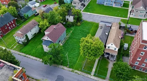 534 6th St, Niagara Falls, NY 14301