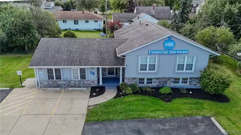 75 Maple Rd, Amherst, NY 14221