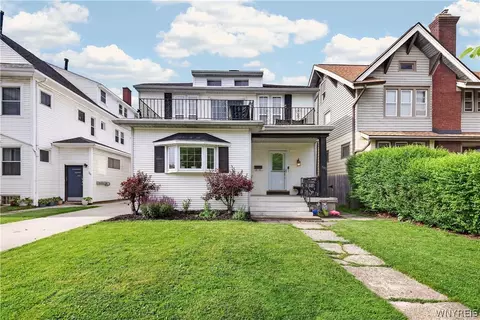 785 Crescent Ave, Buffalo, NY 14216