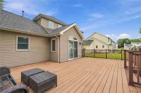 Exterior - 44 E Home Rd, Bowmansville, NY 14026 photo 9 of 10