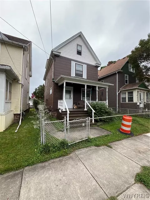 1727 Lasalle Ave, Niagara Falls, NY 14301