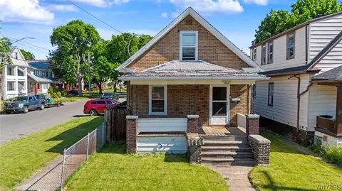 1702 Niagara St, Niagara Falls, NY 14303
